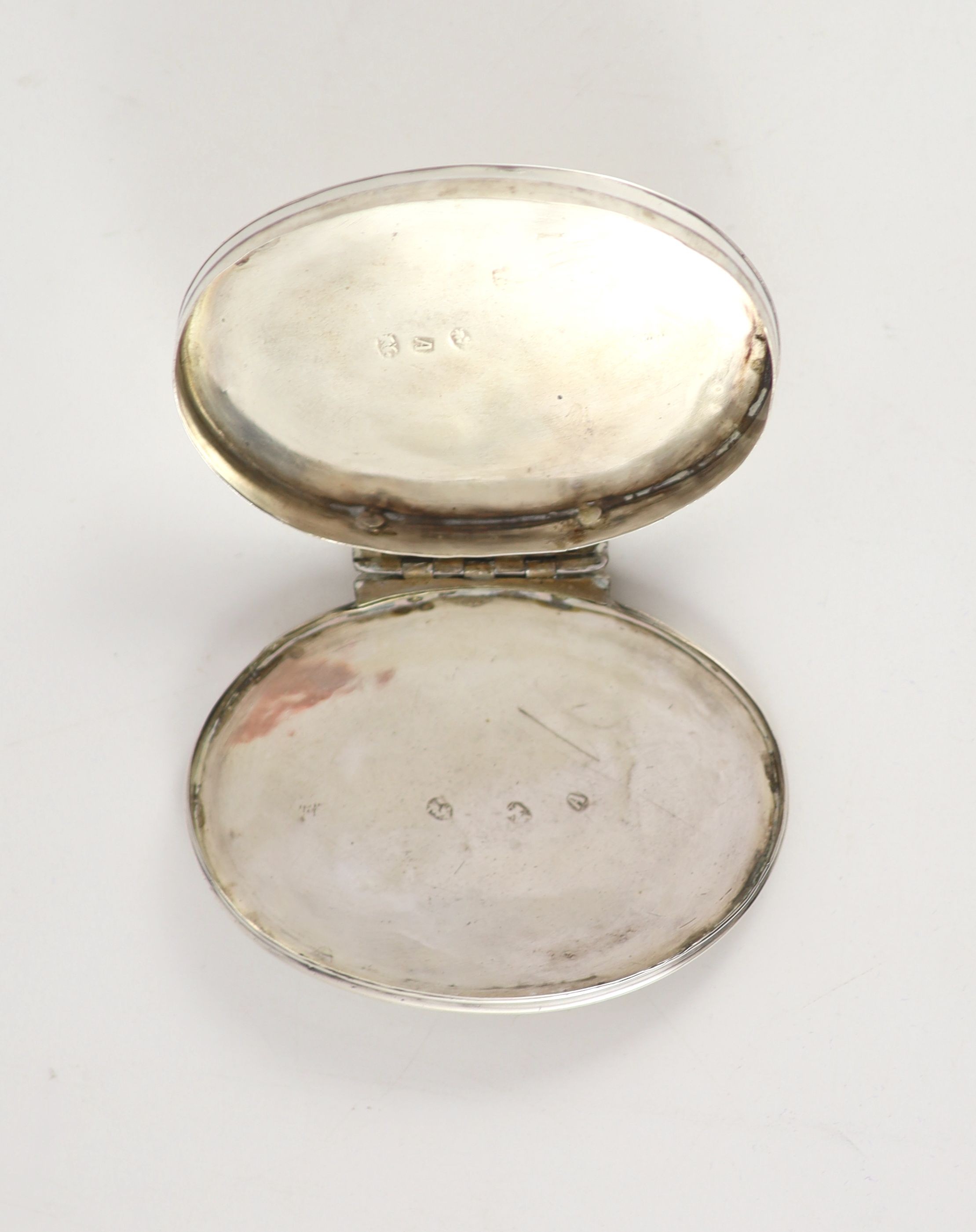 An early George I Britannia standard silver oval snuff box